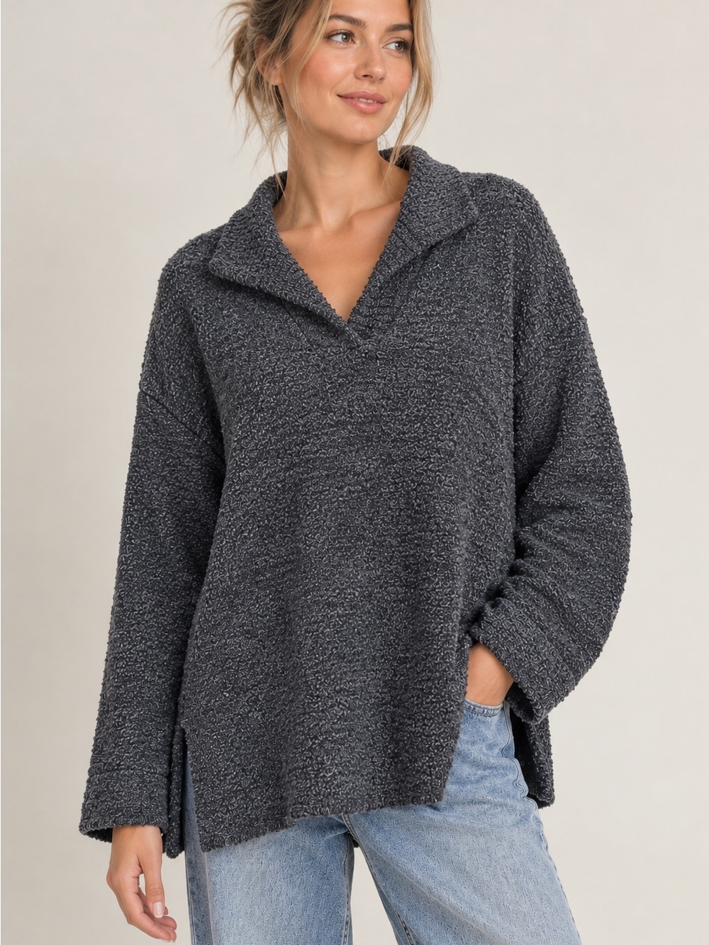 Women’s Barefoot Dreams Gray Knit Pull Over Cozy Chic Sweater Size Medium